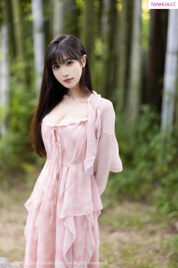 林星阑  [XiuRen]高清写真图 2023.08.21 No.7263 林星阑 安吉旅拍第2张图片